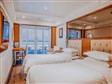 长江三峡总统七号游轮家庭房