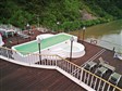 长江三峡黄金5号游轮冲浪游泳池